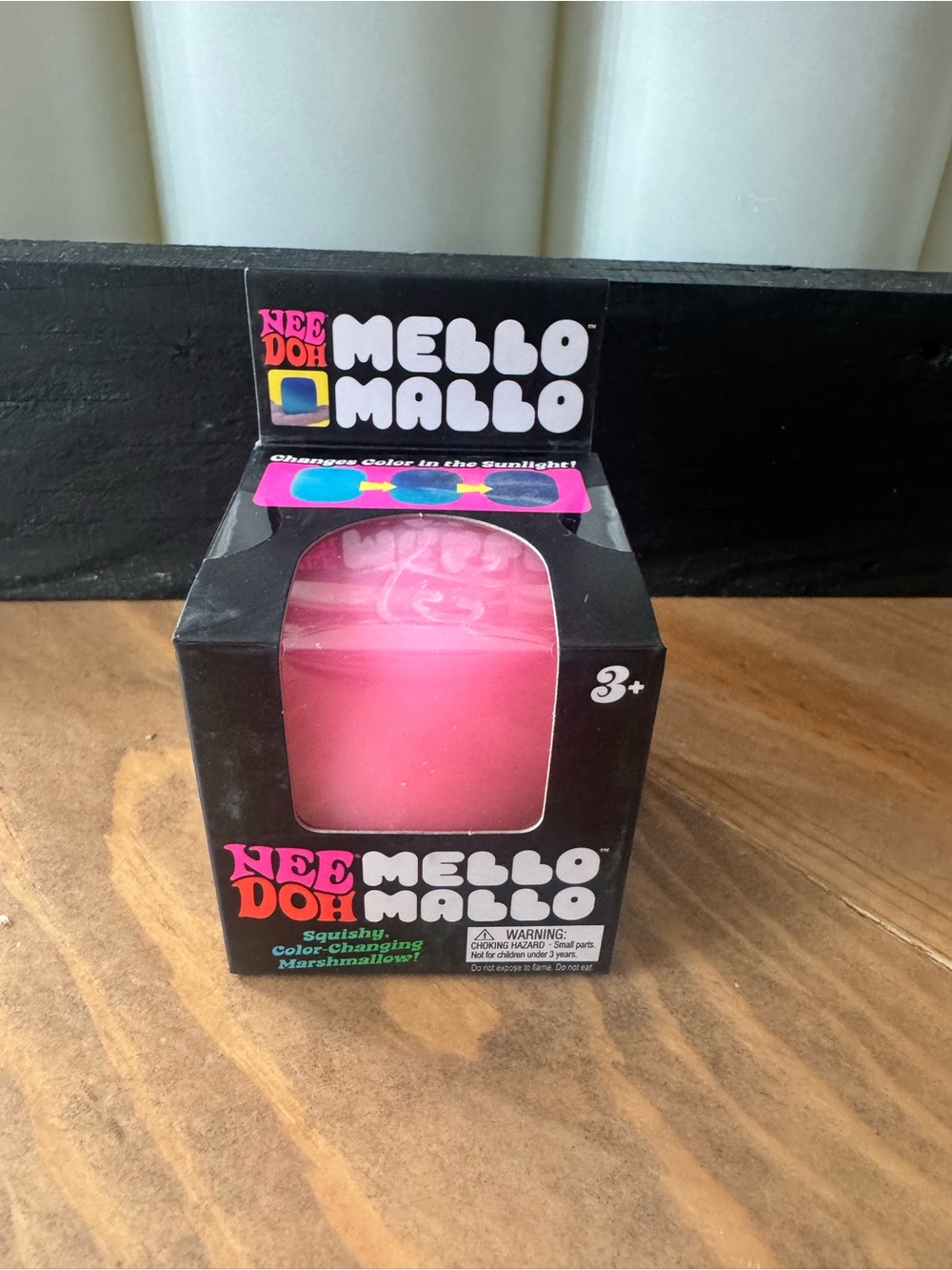 Mello Mallo Color-Changing Pink Squishy Toy